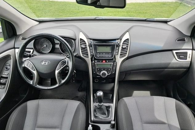 Hyundai I30 cena 36000 przebieg: 187800, rok produkcji 2015 z Ścinawa małe 121